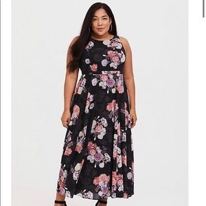 Torrid Lined Maxi Dress NWT Size 16